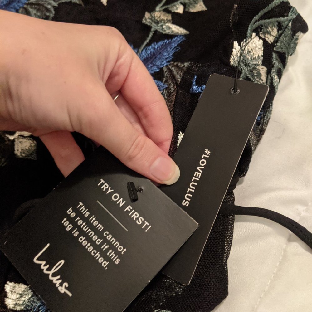 Lulus Botanical Floral Print Embroider Two-Piece - Picture 10 of 10